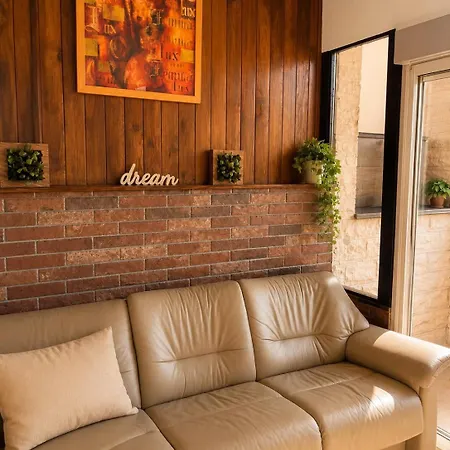 Apartman Vue Panoramique - Loft De Charme Avec Terrasse